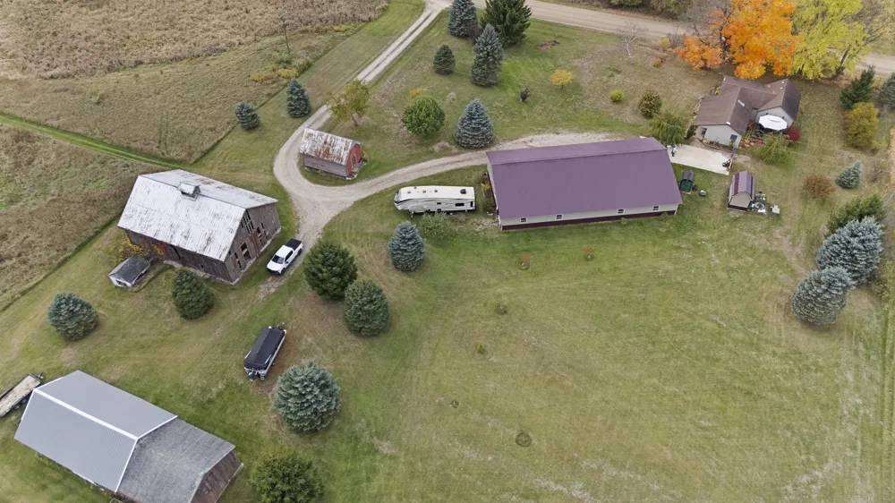 3626 90th Avenue Evart Township, MI 49631
