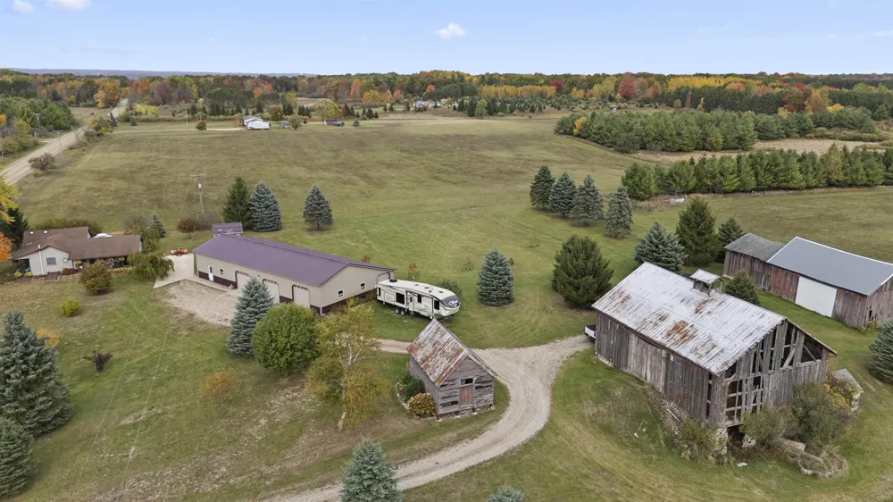 3626 90th Avenue Evart Township, MI 49631