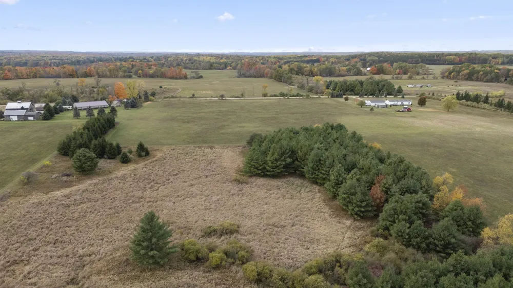 3626 90th Avenue Evart Township, MI 49631