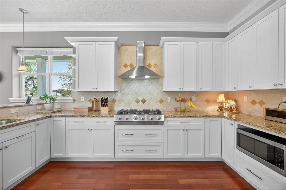 301 SARATOGA DRIVE Satsuma, FL 32189