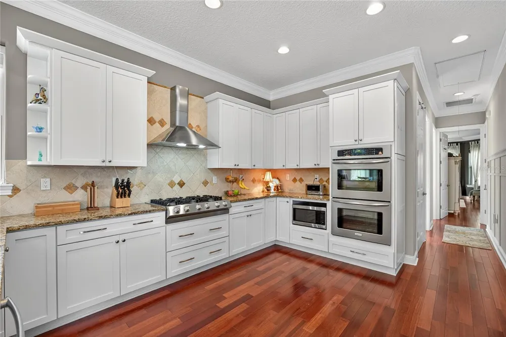 301 SARATOGA DRIVE Satsuma, FL 32189