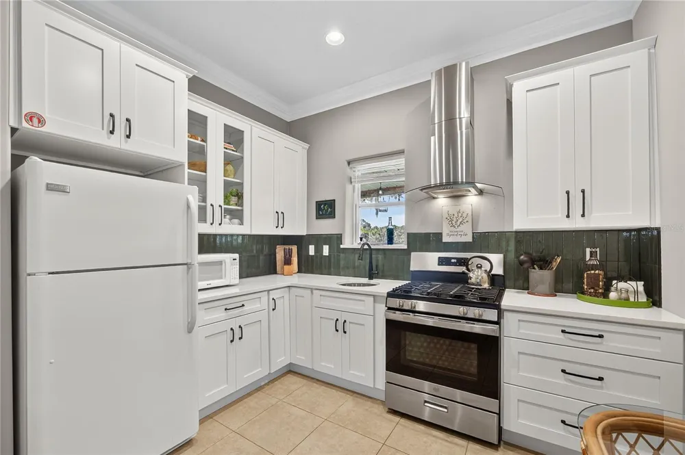301 SARATOGA DRIVE Satsuma, FL 32189