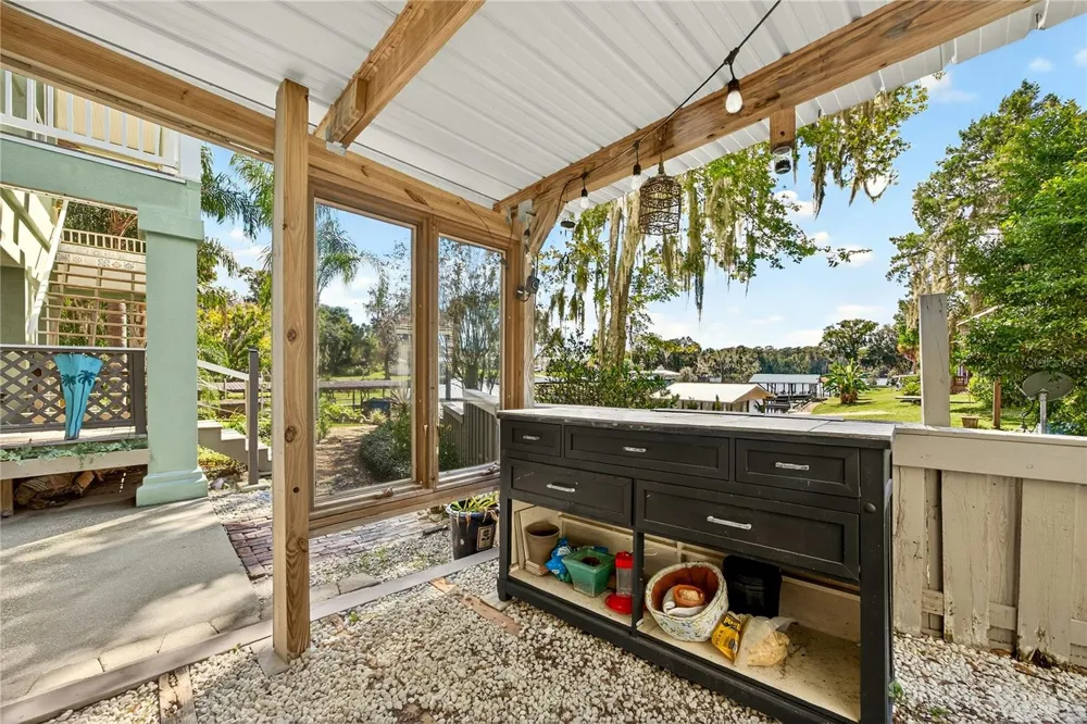 301 SARATOGA DRIVE Satsuma, FL 32189