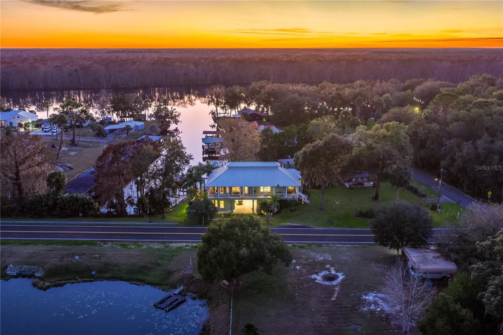 301 SARATOGA DRIVE Satsuma, FL 32189