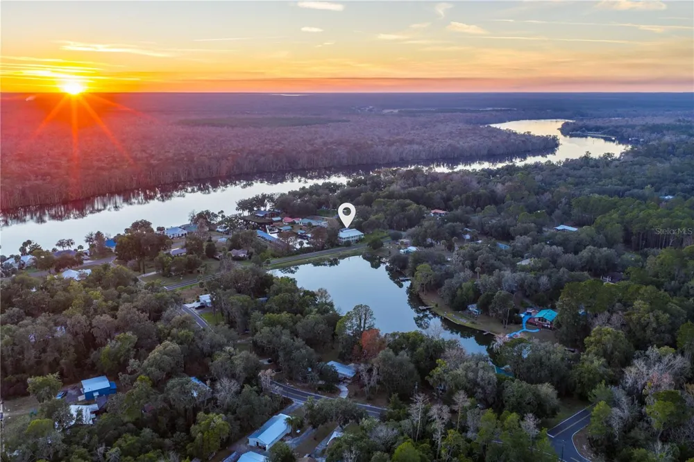 301 SARATOGA DRIVE Satsuma, FL 32189