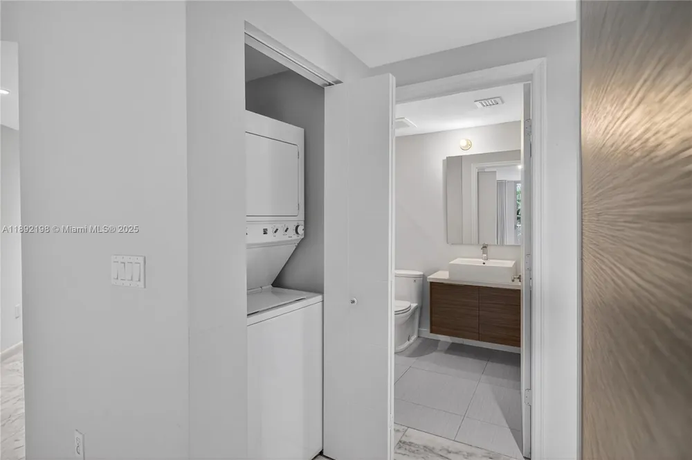 1010 SW 2nd Ave #603 Miami, FL 33130