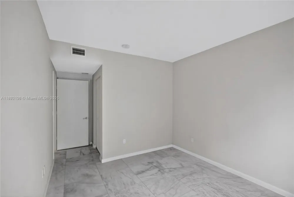 1010 SW 2nd Ave #603 Miami, FL 33130