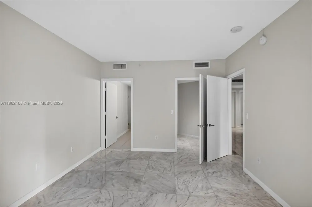 1010 SW 2nd Ave #603 Miami, FL 33130