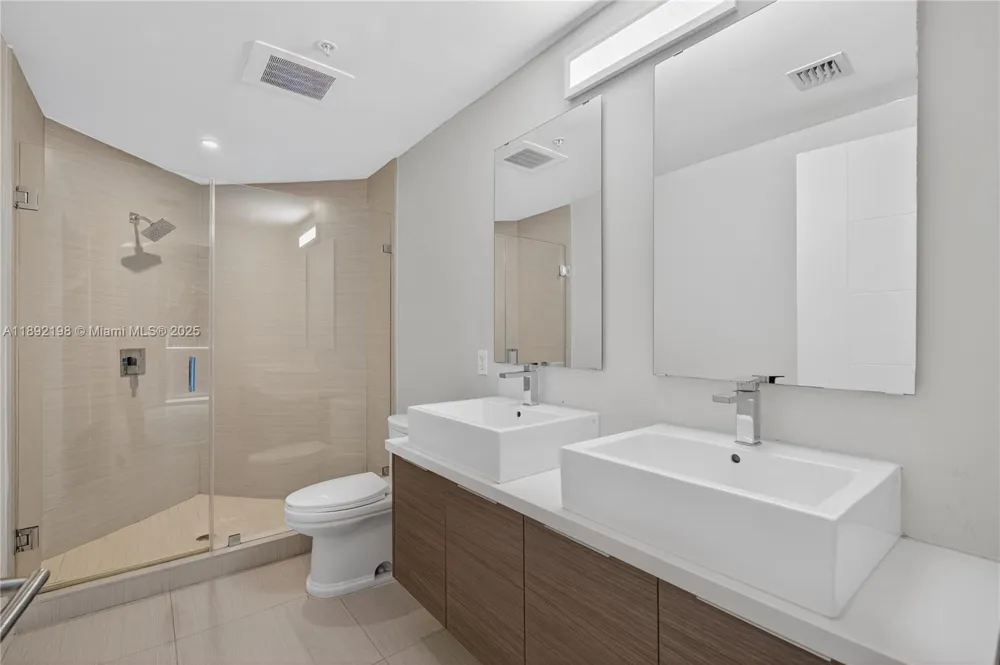 1010 SW 2nd Ave #603 Miami, FL 33130