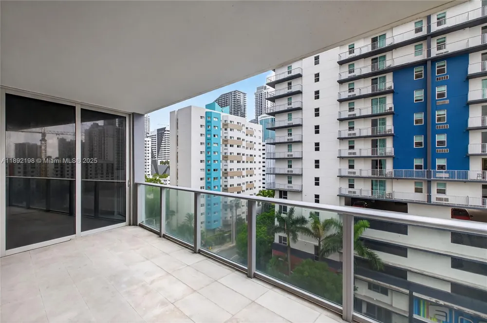 1010 SW 2nd Ave #603 Miami, FL 33130