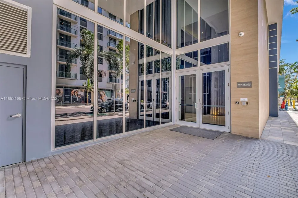1010 SW 2nd Ave #603 Miami, FL 33130