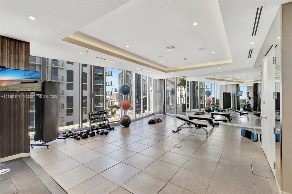 1010 SW 2nd Ave #603 Miami, FL 33130