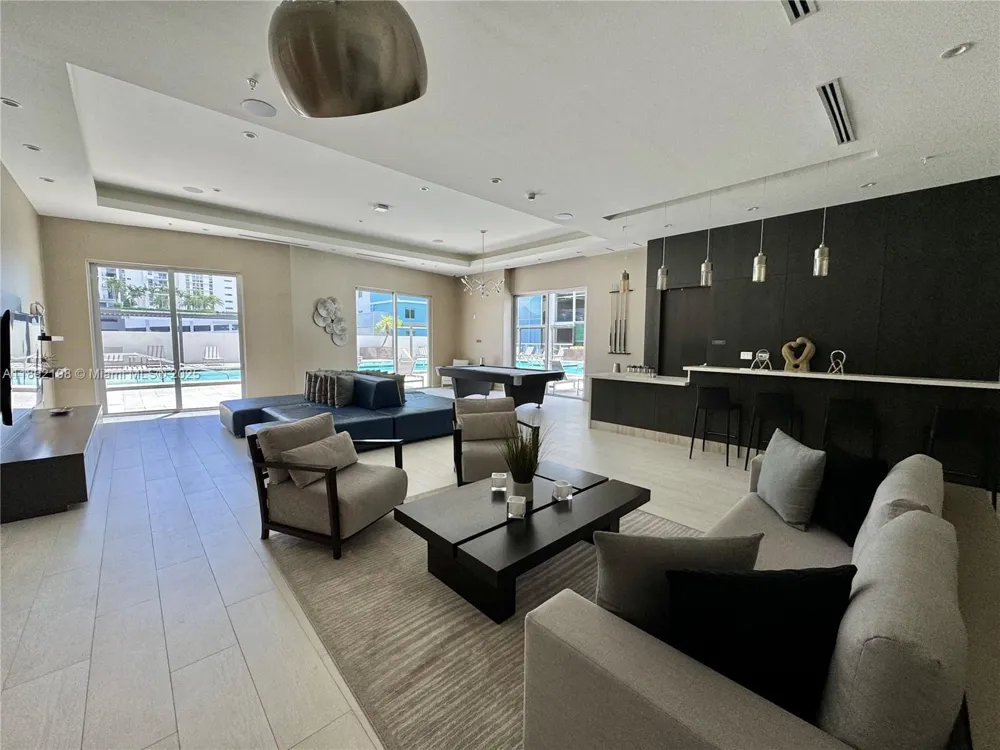 1010 SW 2nd Ave #603 Miami, FL 33130