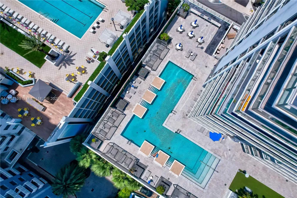 1010 SW 2nd Ave #603 Miami, FL 33130