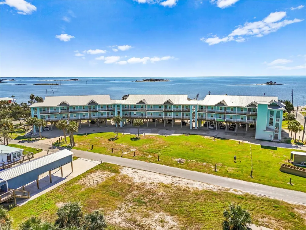 502 MAIN STREET #112 Horseshoe Beach, FL 32648