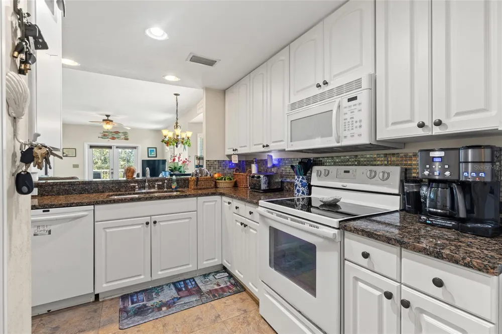 502 MAIN STREET #112 Horseshoe Beach, FL 32648