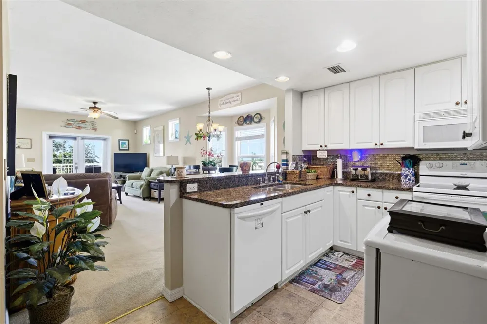502 MAIN STREET #112 Horseshoe Beach, FL 32648