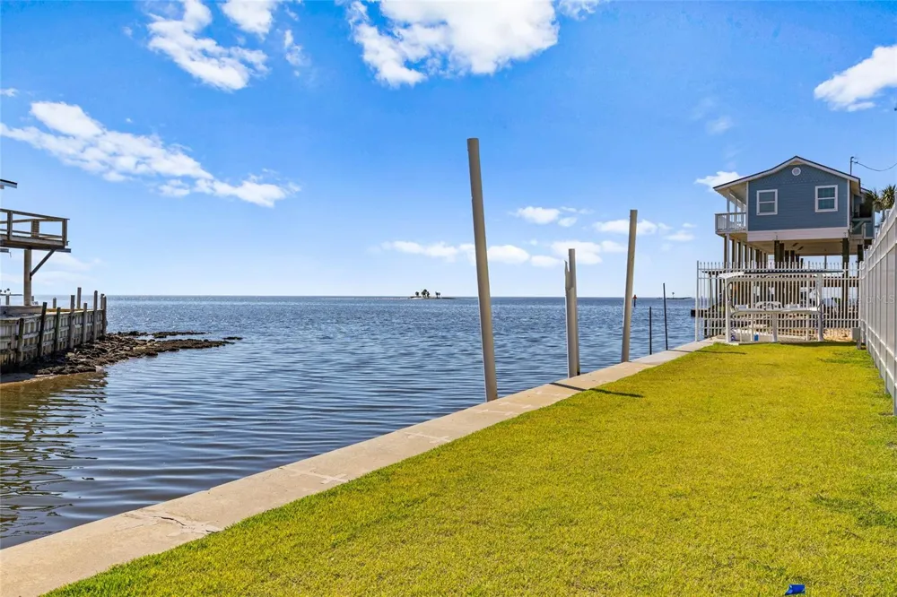 502 MAIN STREET #112 Horseshoe Beach, FL 32648