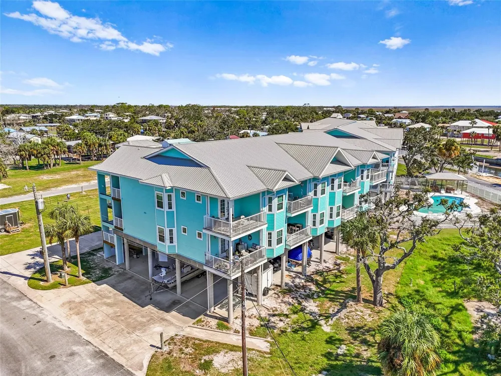 502 MAIN STREET #112 Horseshoe Beach, FL 32648