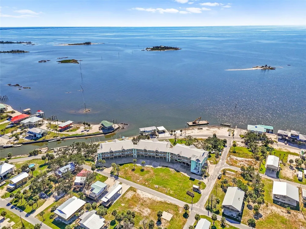 502 MAIN STREET #112 Horseshoe Beach, FL 32648