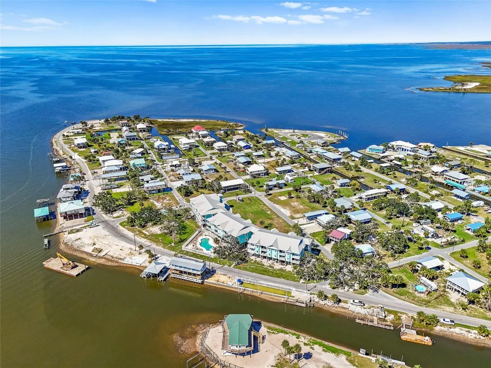 502 MAIN STREET #112 Horseshoe Beach, FL 32648