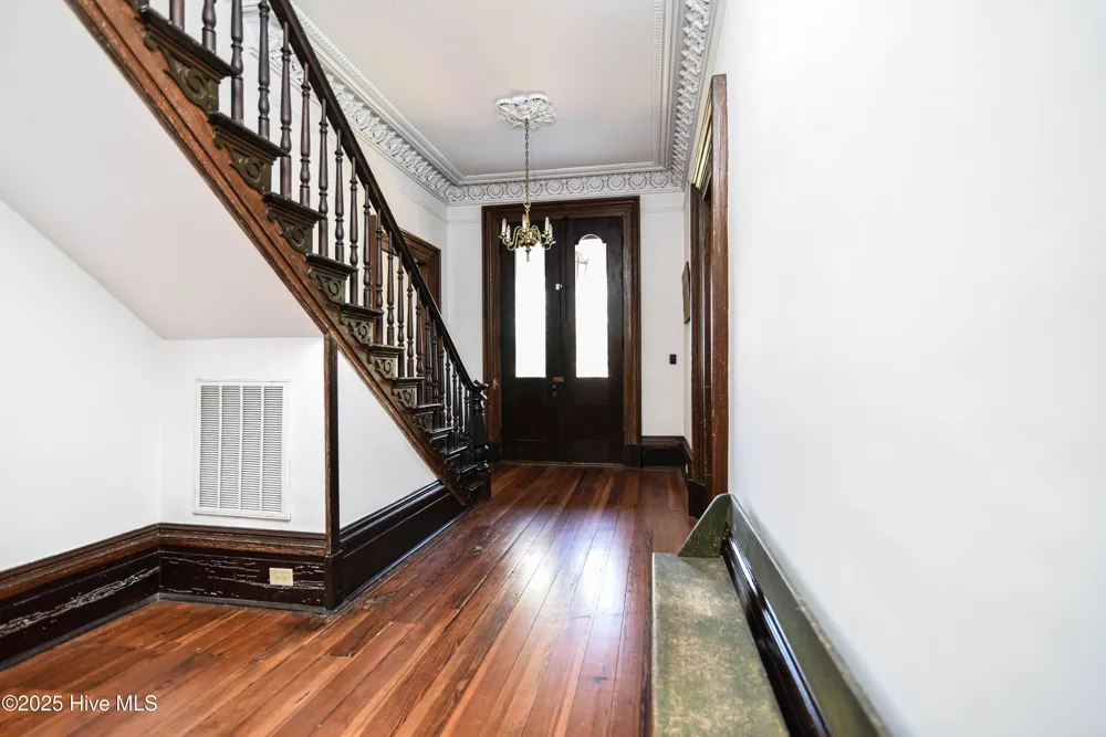 625 W Main Street Murfreesboro, NC 27855