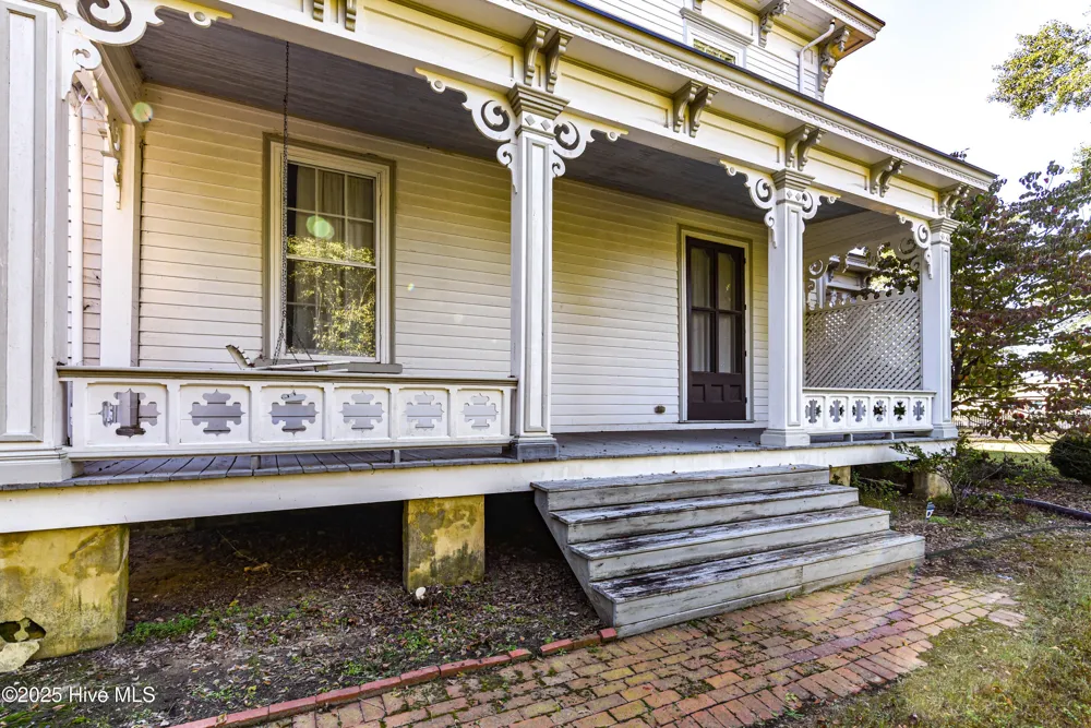 625 W Main Street Murfreesboro, NC 27855