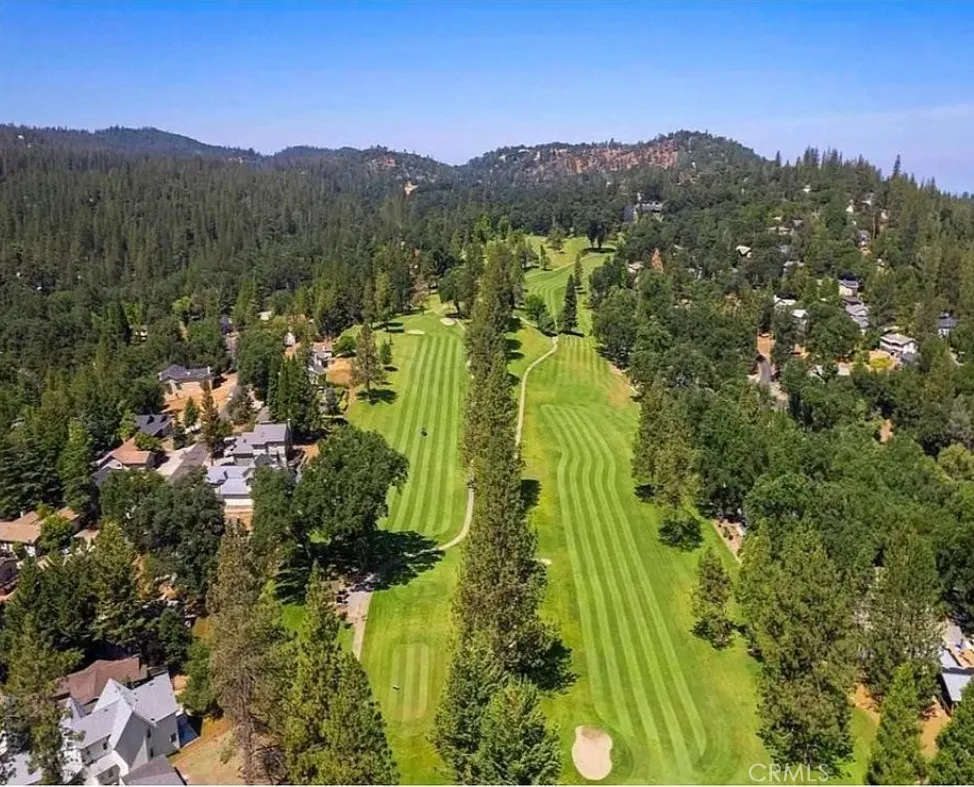 De Ferrari Court Groveland, CA 95321