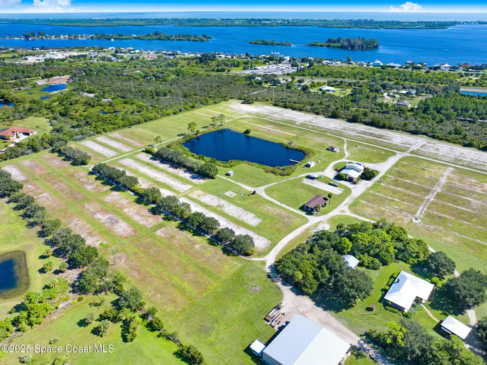 Berry Road Grant-Valkaria, FL 32949