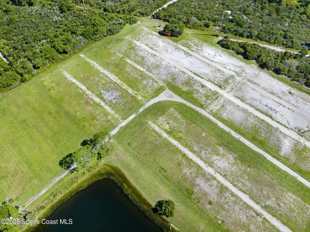 Berry Road Grant-Valkaria, FL 32949