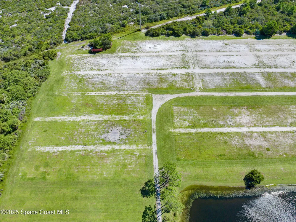 Berry Road Grant-Valkaria, FL 32949