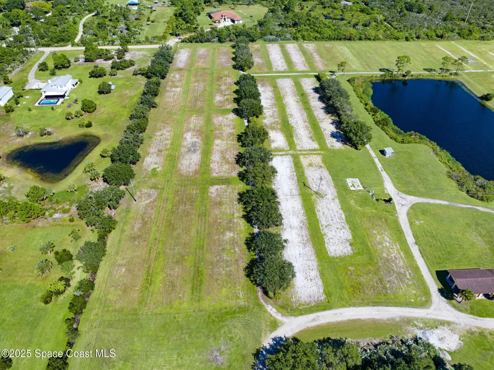 Berry Road Grant-Valkaria, FL 32949
