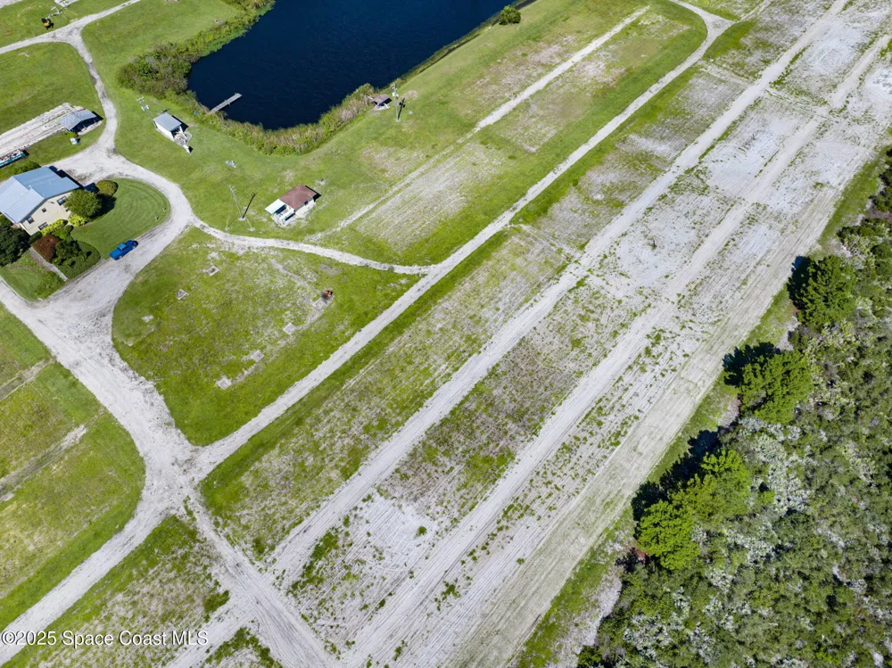 Berry Road Grant-Valkaria, FL 32949
