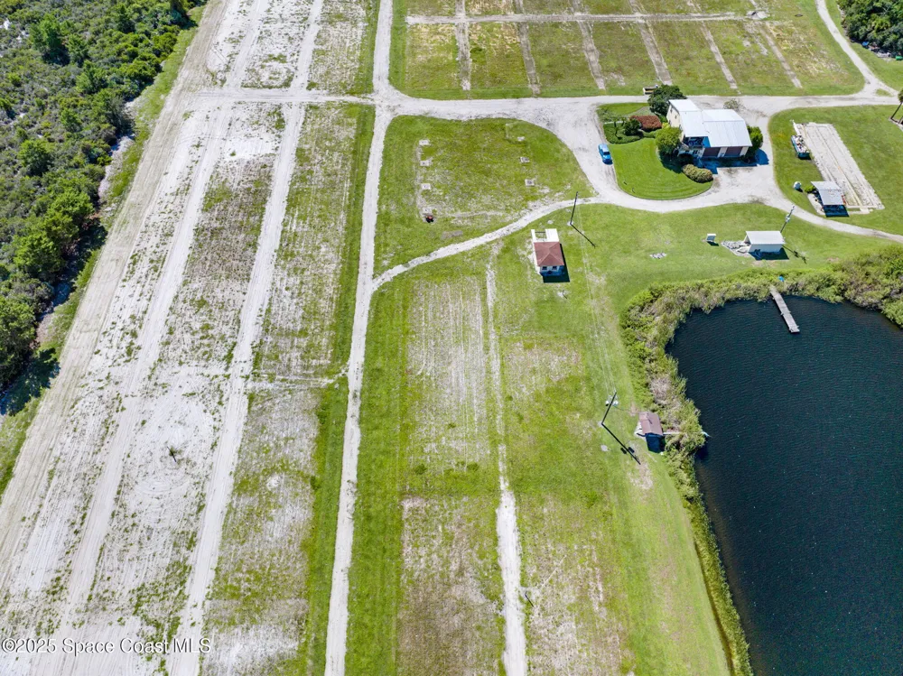Berry Road Grant-Valkaria, FL 32949