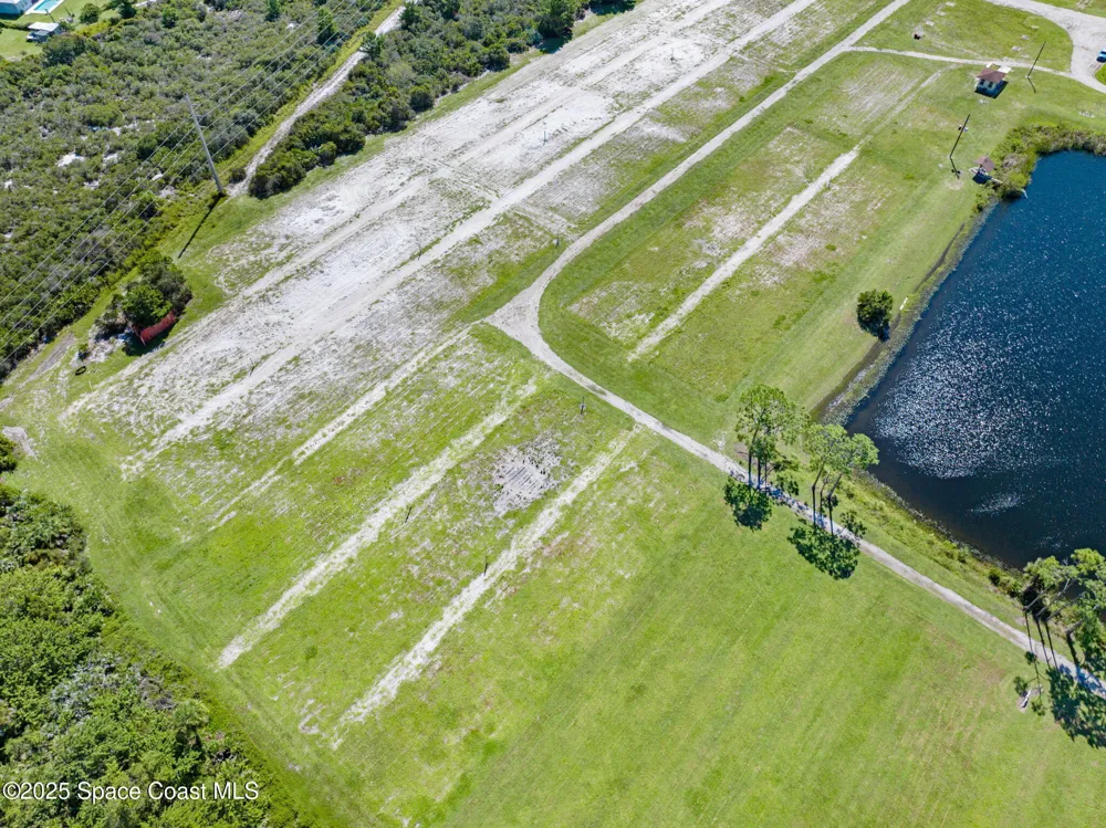 Berry Road Grant-Valkaria, FL 32949