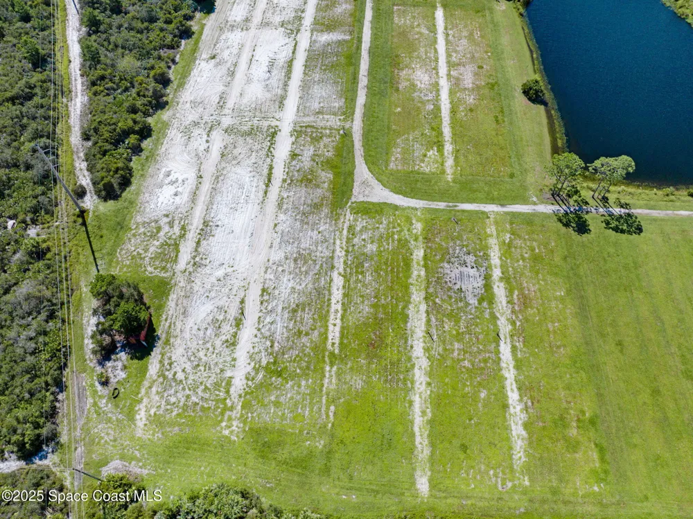 Berry Road Grant-Valkaria, FL 32949