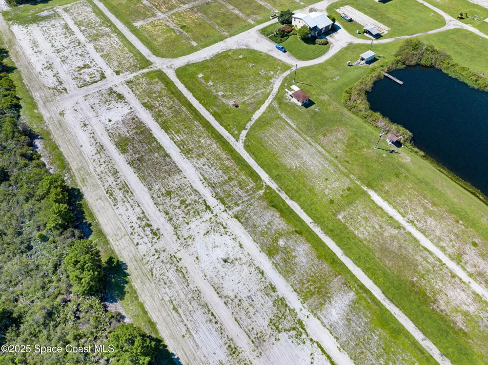 Berry Road Grant-Valkaria, FL 32949