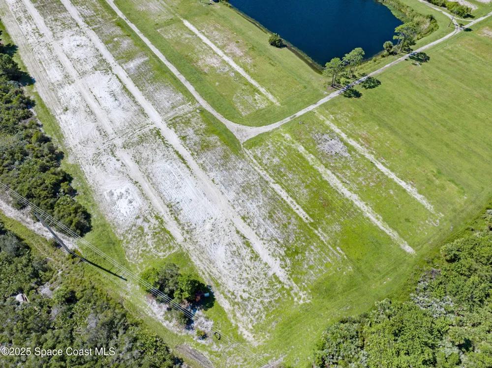 Berry Road Grant-Valkaria, FL 32949