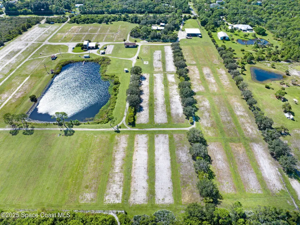 Berry Road Grant-Valkaria, FL 32949