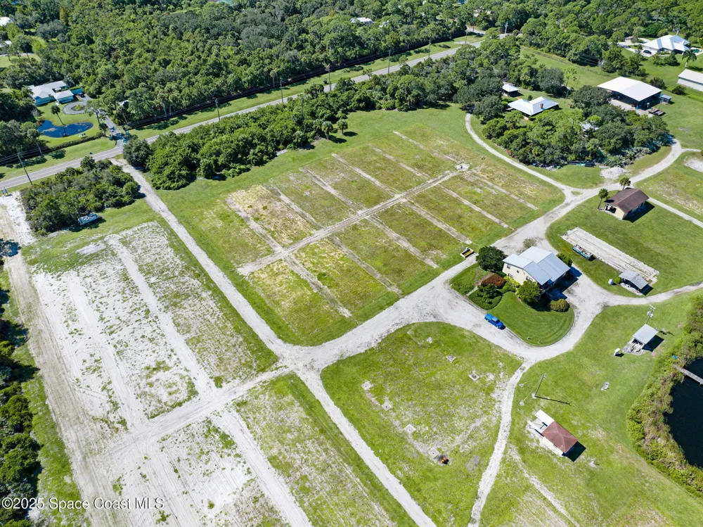 Berry Road Grant-Valkaria, FL 32949