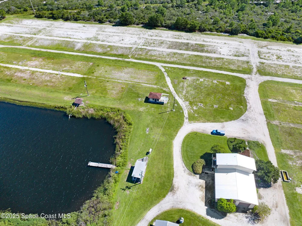 Berry Road Grant-Valkaria, FL 32949