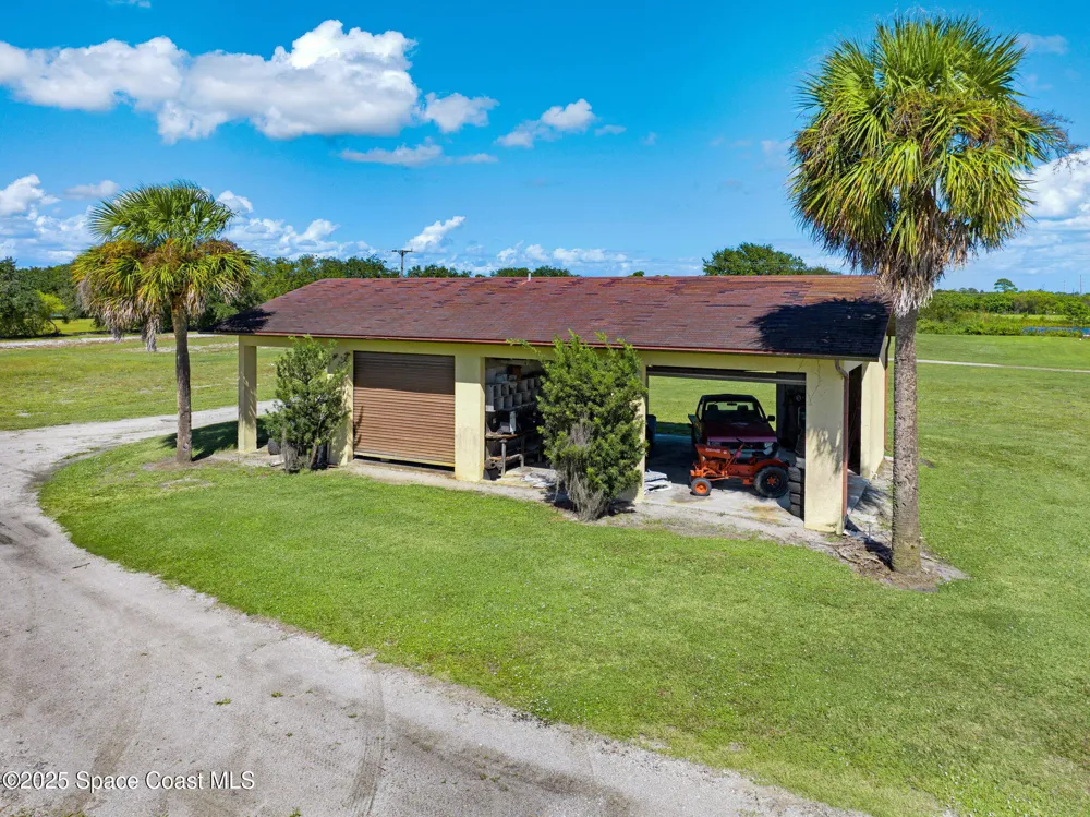 Berry Road Grant-Valkaria, FL 32949