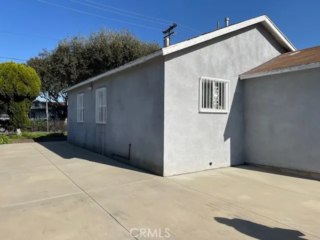 2561 Troy South El Monte, CA 91733