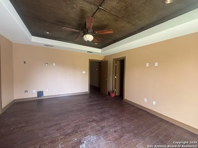 108 Palencia Laredo, TX 78046