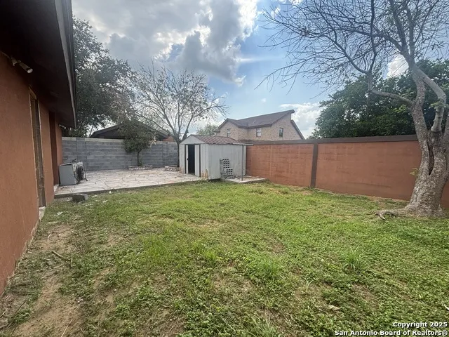 108 Palencia Laredo, TX 78046