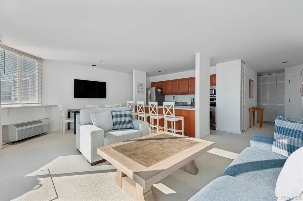 259 Dune #137 Westhampton Beach, NY 11978