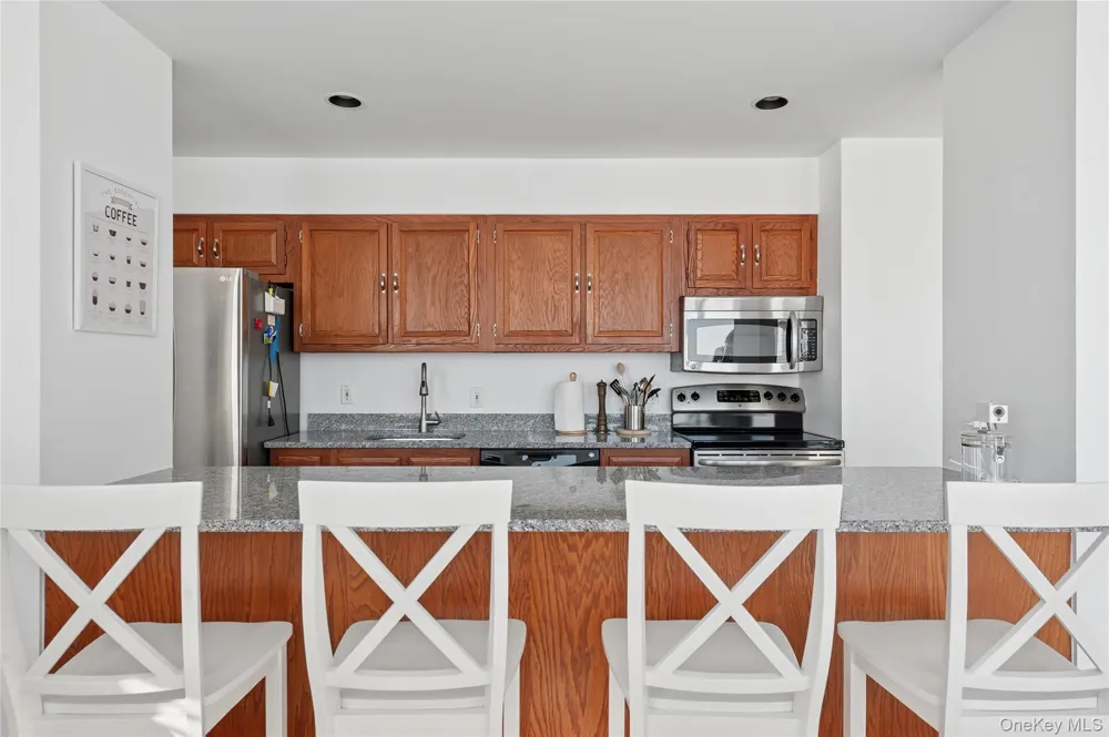 259 Dune #137 Westhampton Beach, NY 11978