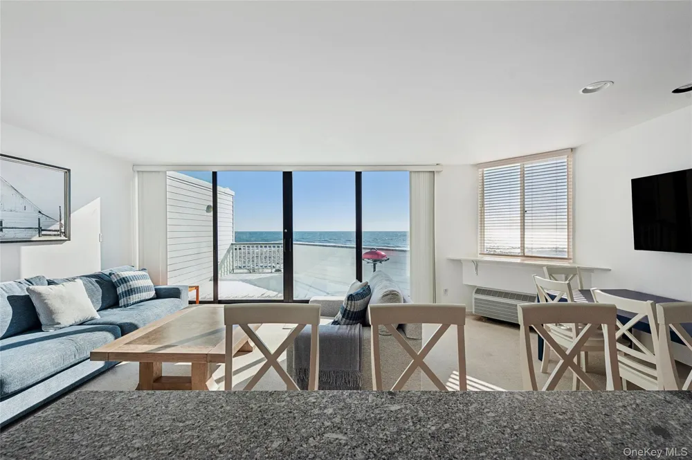259 Dune #137 Westhampton Beach, NY 11978