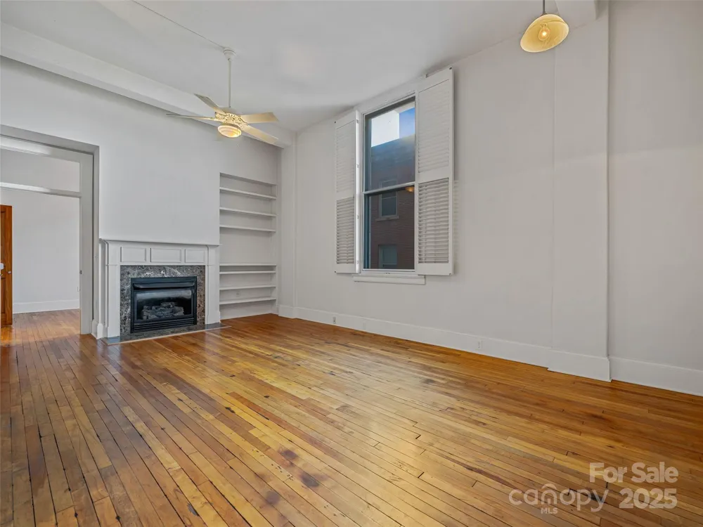 84 W Walnut Street #303 Asheville, NC 28801