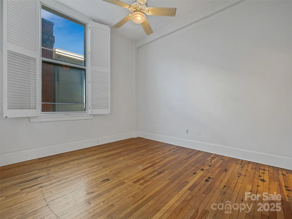 84 W Walnut Street #303 Asheville, NC 28801